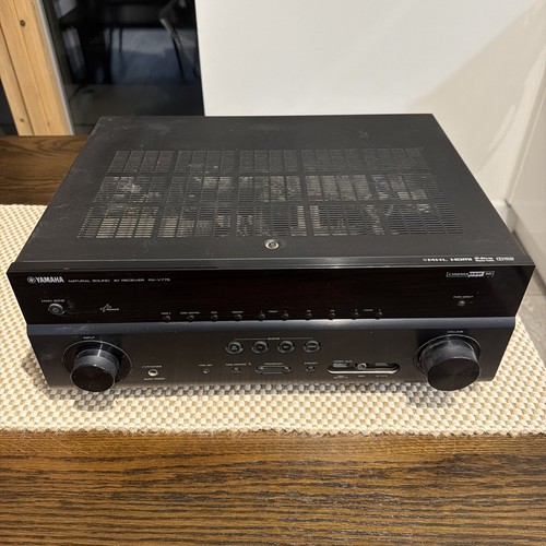 Pre loved yamaha v581 av - yamaha, rx-v581
